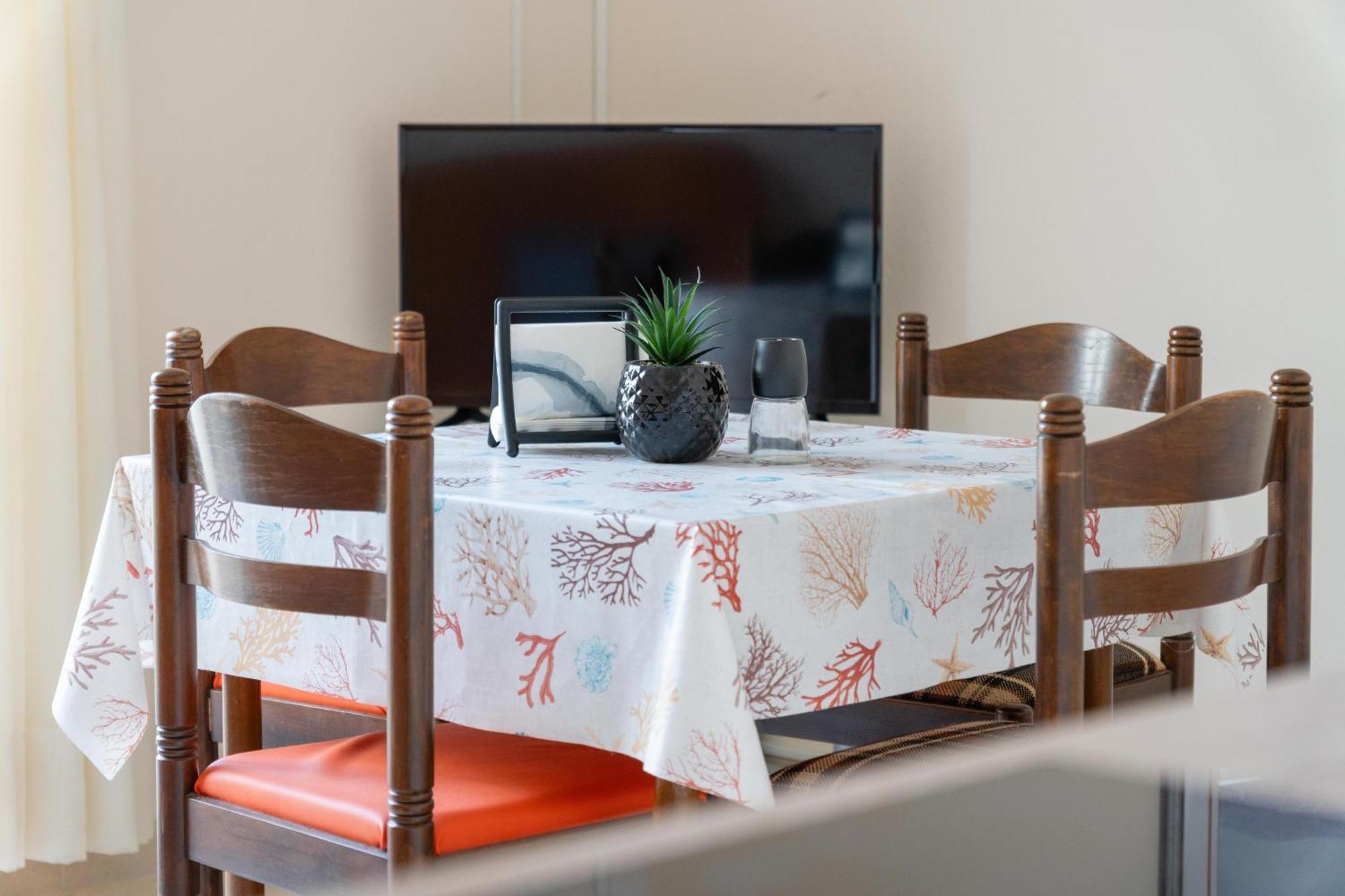 Apartments With A Parking Space Mandre, Pag - 18748 Kolan Phòng bức ảnh